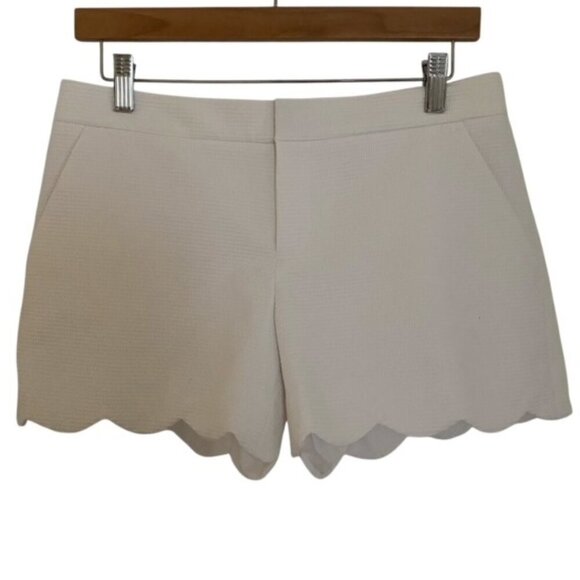 Club Monaco White Amber Textured Shorts 2 - Picture 2 of 5
